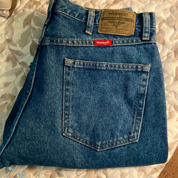 Wrangler Blue Jeans - Men - Picture 6 of 7